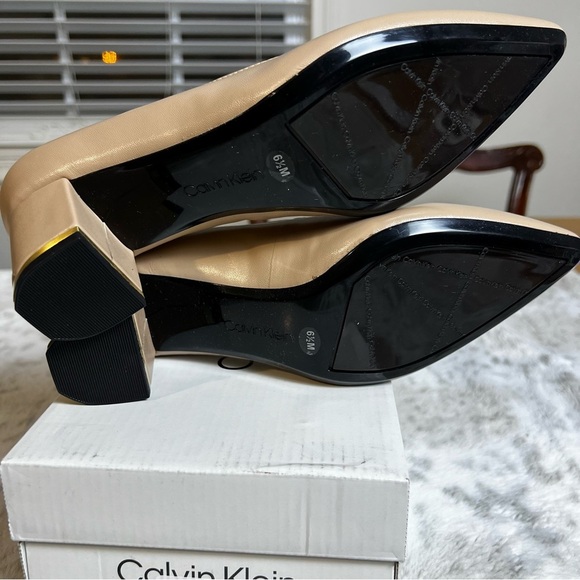 NIB Calvin Klein Nita Leather Heeled Pumps sz 6.5 Nude Desert Sand - Picture 12 of 14
